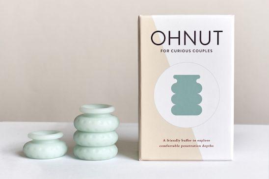 Created in partnership with renowned clinicians, Ohnut’s soft and stretchy feel is cozy for all to use without sacrificing sensation for you or your partner.